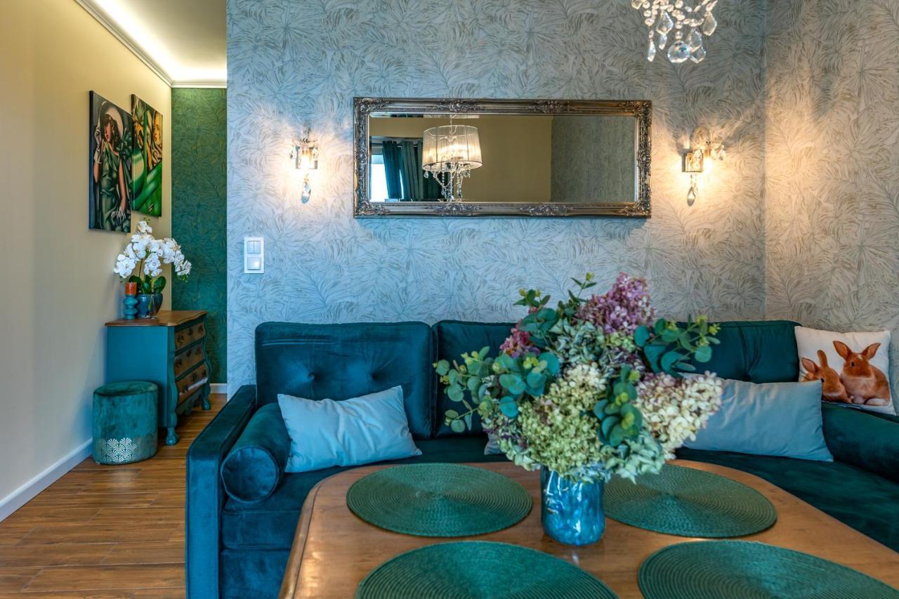 Zielony Apartament Pod Zaglami Zegrze Poludniowe エクステリア 写真