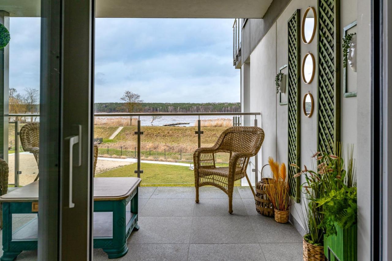 Zielony Apartament Pod Zaglami Zegrze Poludniowe エクステリア 写真